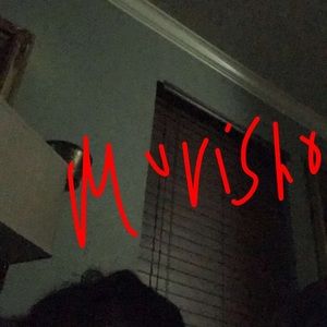 Meet your Posher, Violeta